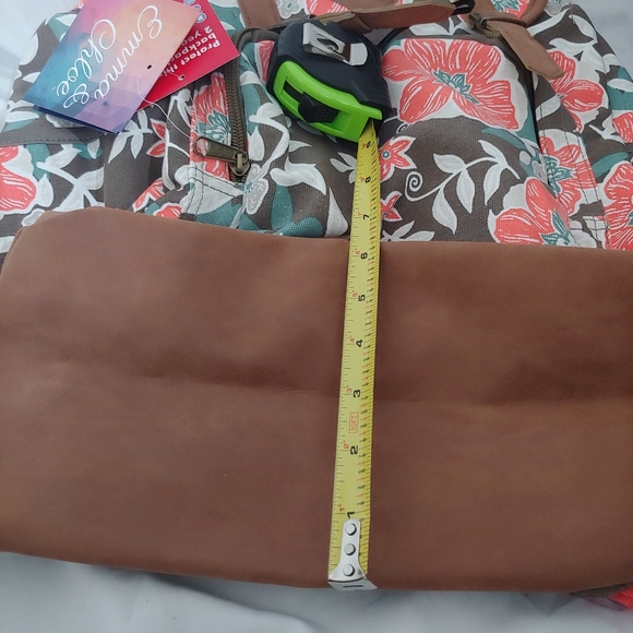 💜 NWT Emma & Chloe Backpack - Picture 8 of 10